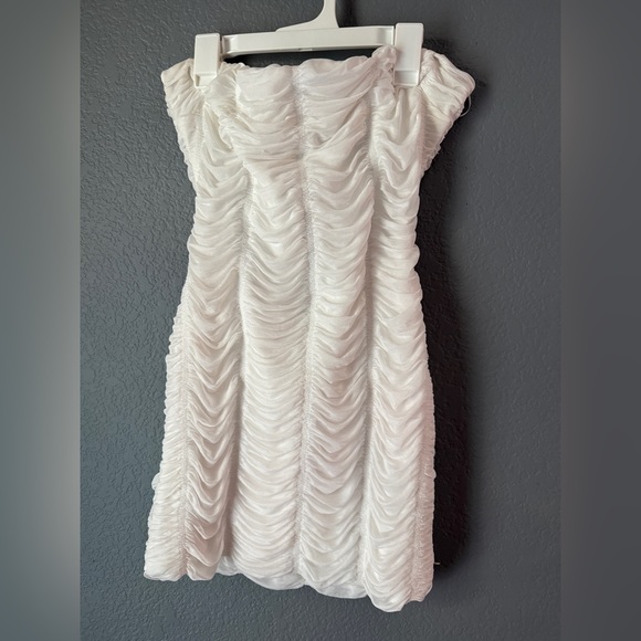 Windsor Dresses & Skirts - Windsor White Ruched Mini Dress